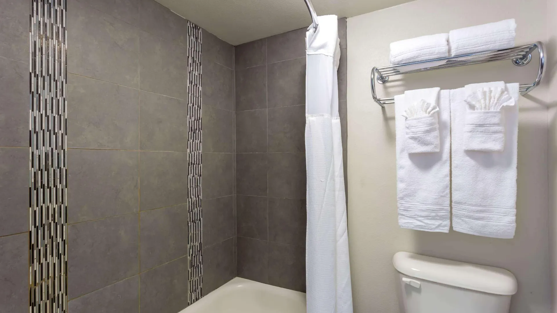 Howard Johnson By Wyndham Scottsdale Old Town United States