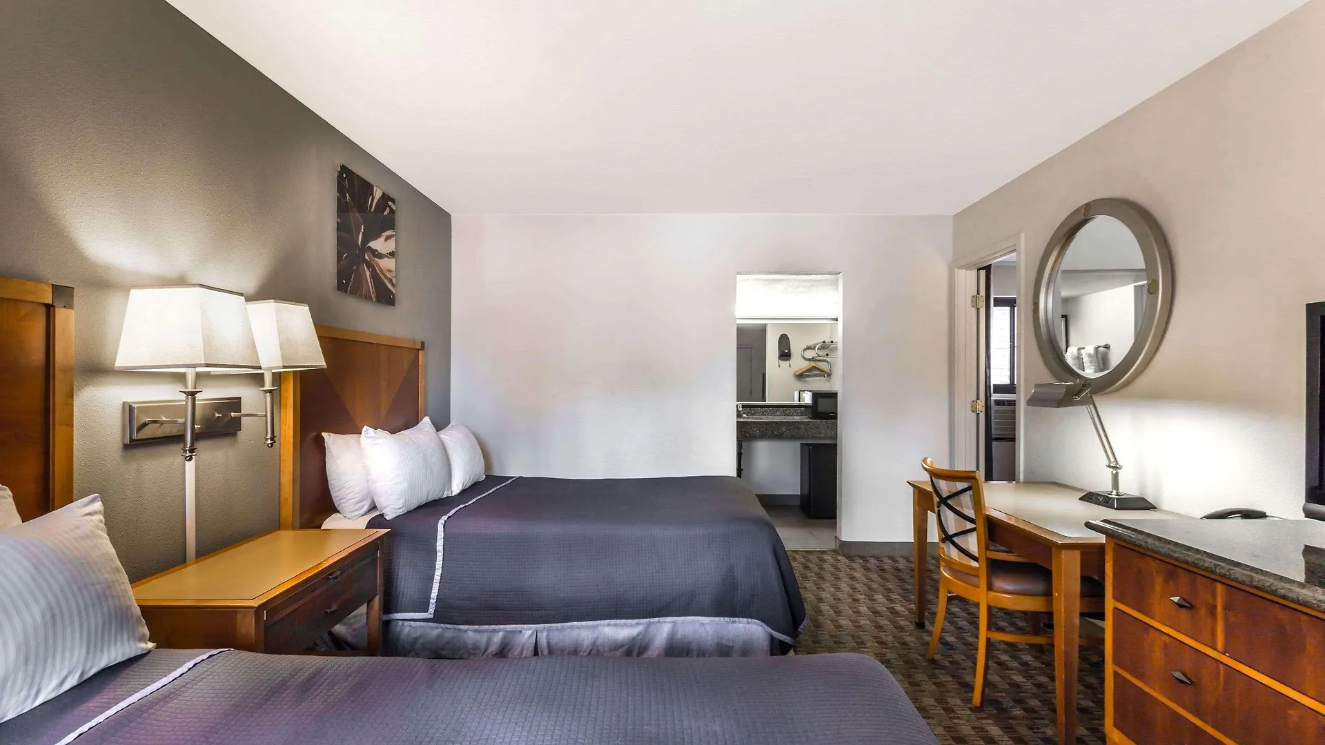 Howard Johnson By Wyndham Scottsdale Old Town 2*,  United States