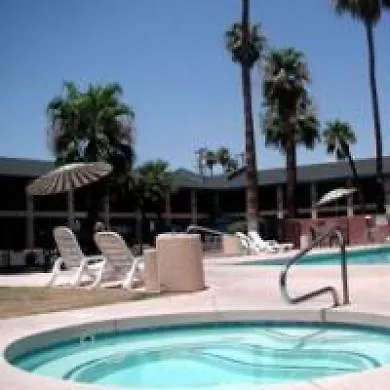 Howard Johnson By Wyndham Scottsdale Old Town United States